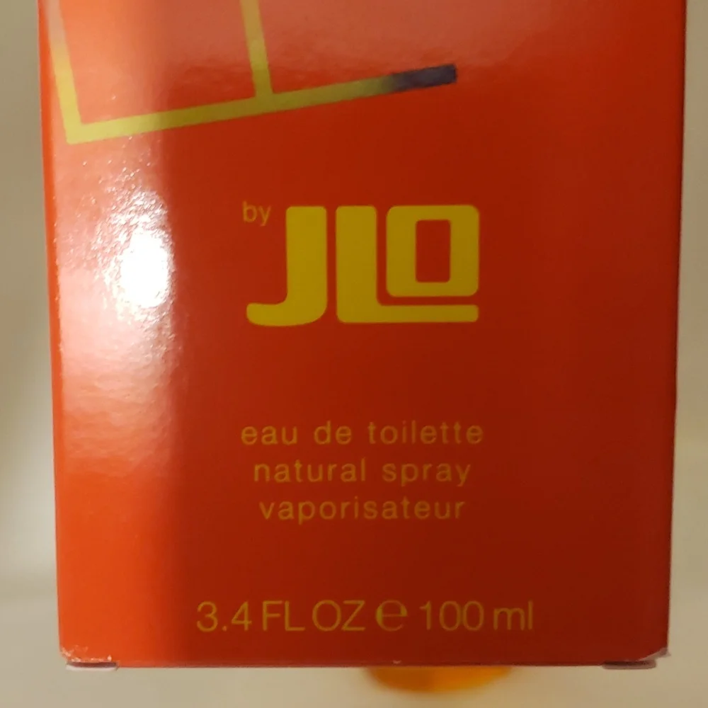 Rio Glow by JLO 3.4 fl oz edt - Picture 4 of 6